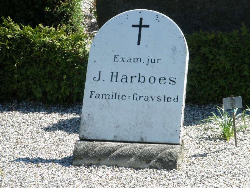 J. Harboe's familiegravsted.JPG